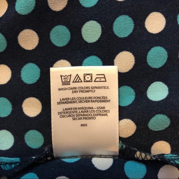 VanHeusen Polka-dot Top - Picture 5 of 5